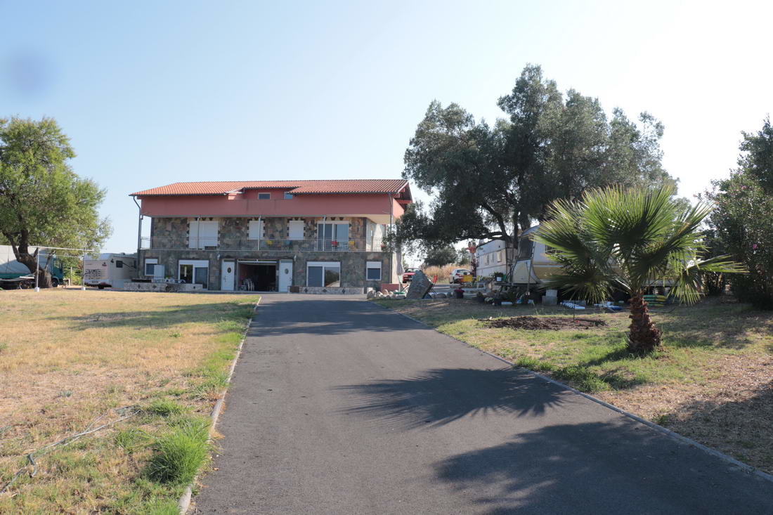 2041006 – Elegant Villa for Sale in Kriopigi – Prime Investment Opportunity