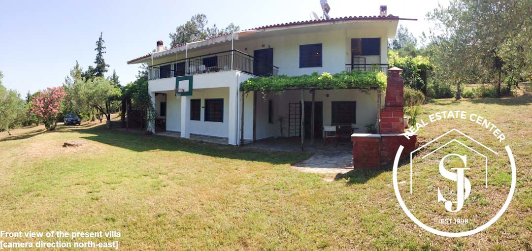2051322 – Villa For sale