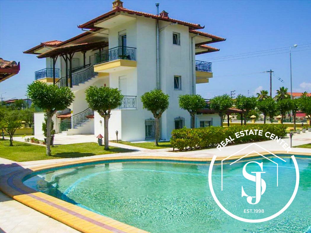 2041058 – Hotel For sale