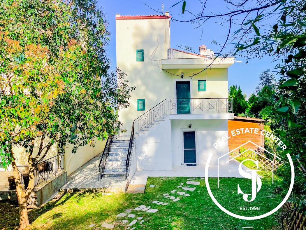 1973914 – Maisonette For sale