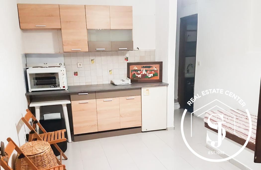 2051922 – Apartment For sale