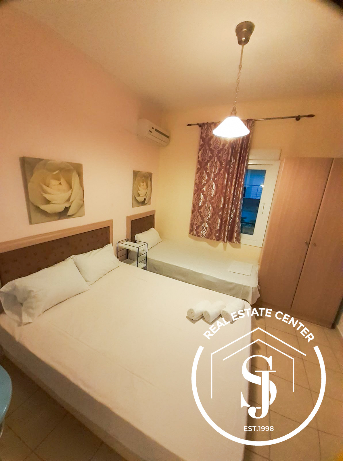 2080128 – Residential Building For sale