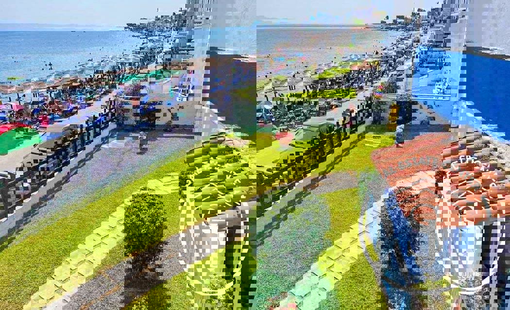 1973169 – Apartment For sale