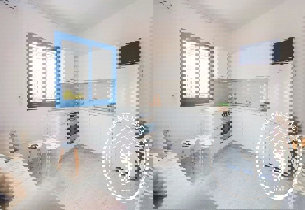 1973591 – Apartment For sale