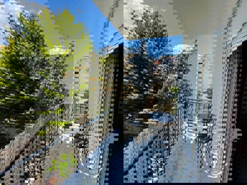 1973124 – Maisonette For sale