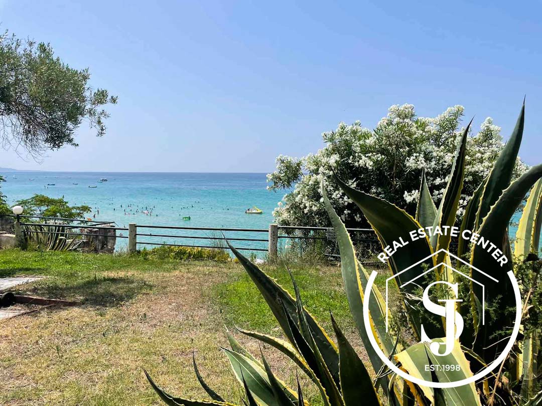 2055299 – Apartment For sale