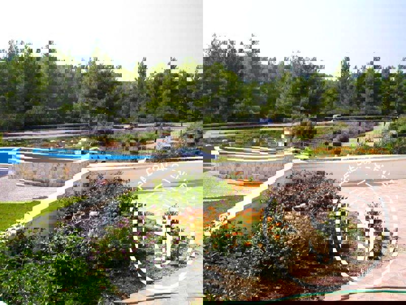 1973138 – Maisonette For sale