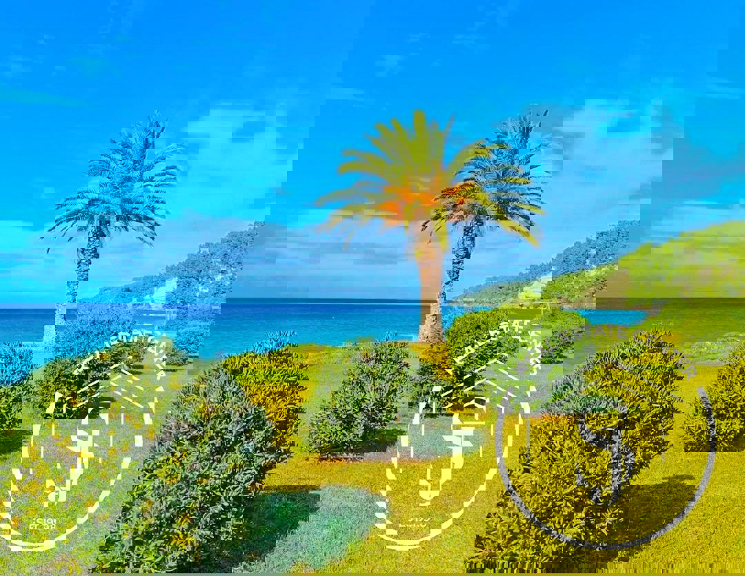 1973496 – Apartment For sale