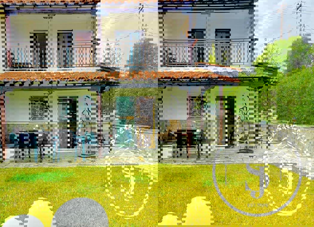 1973549 – Residential complex For sale