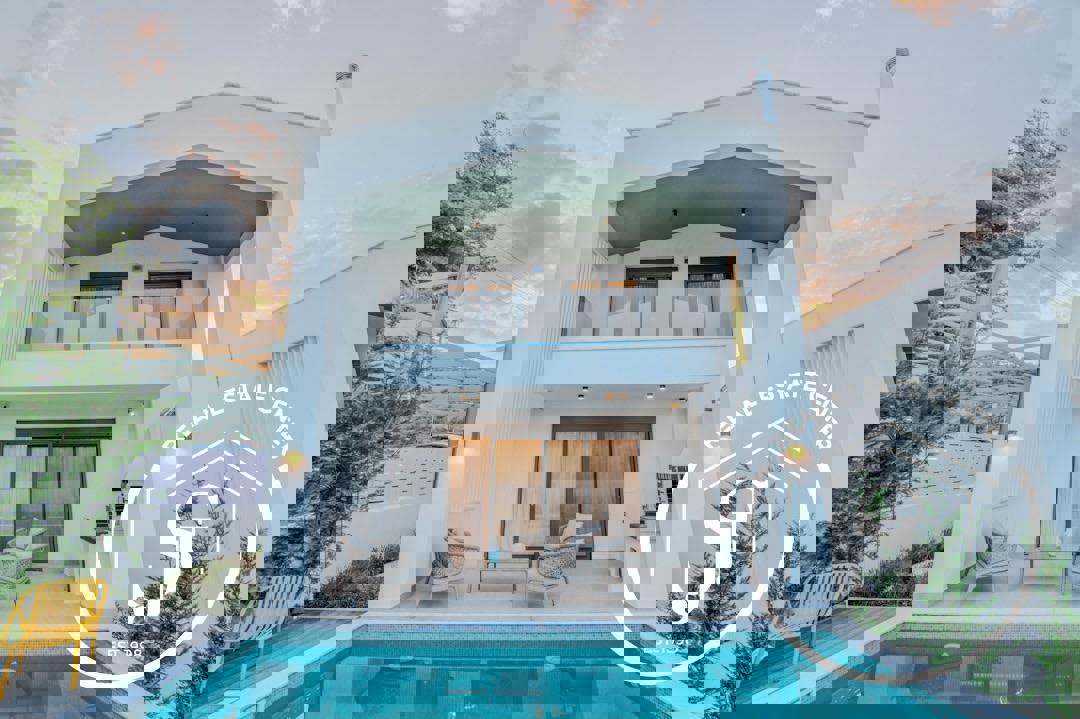 1973221 – Maisonette For sale