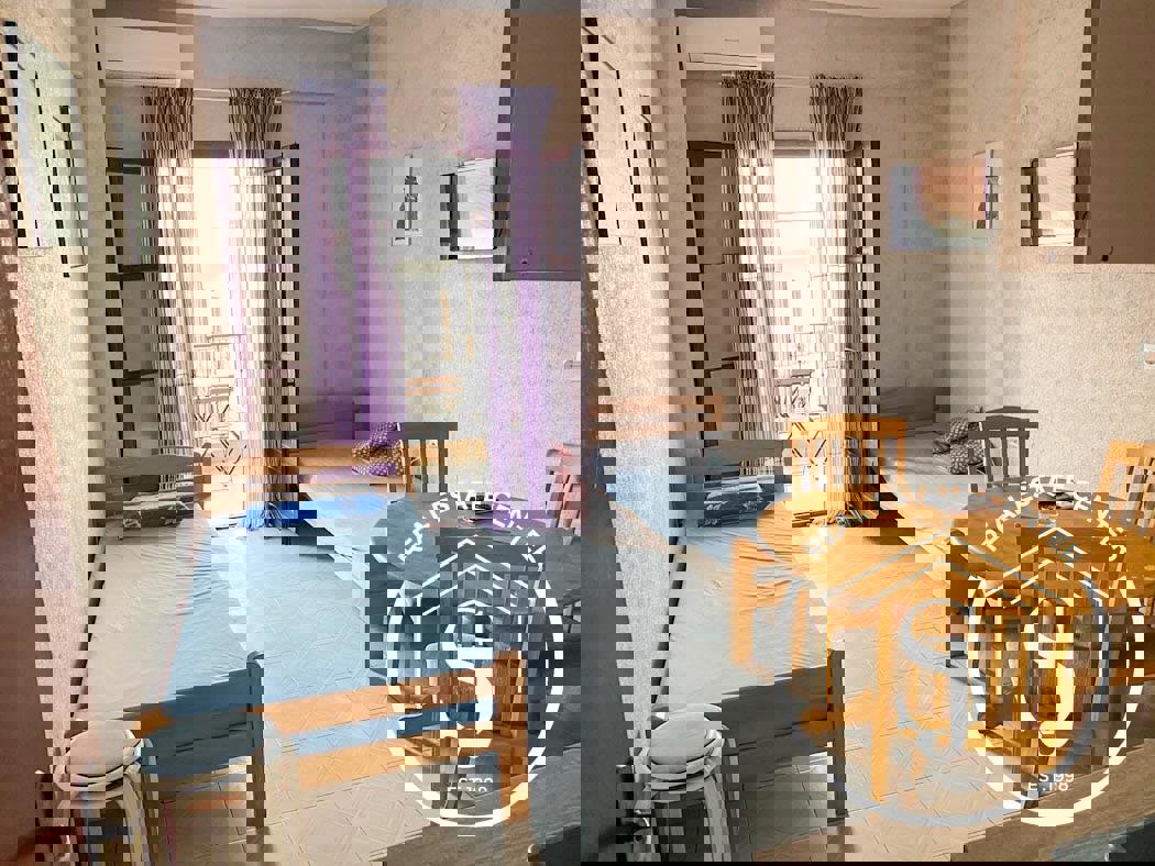 1973640 – Apartment For sale