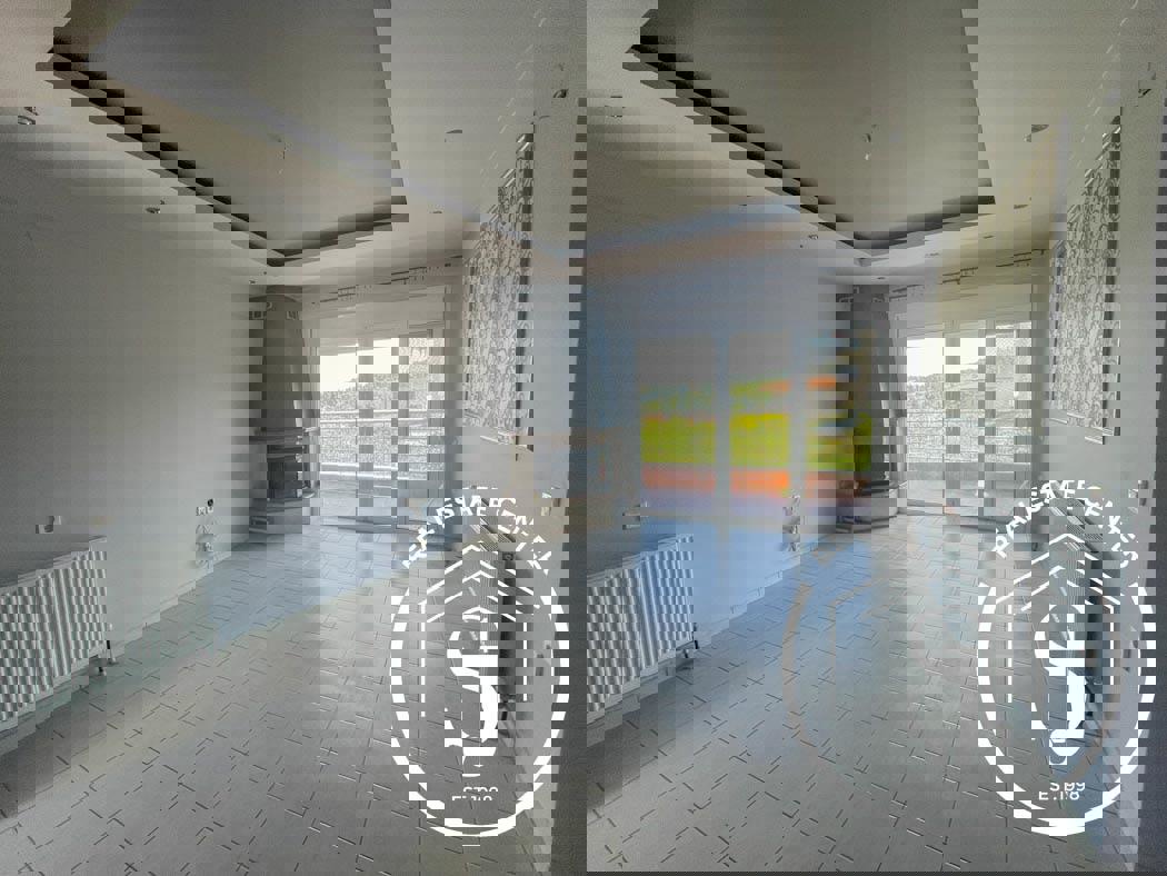 1973617 – Apartment For sale