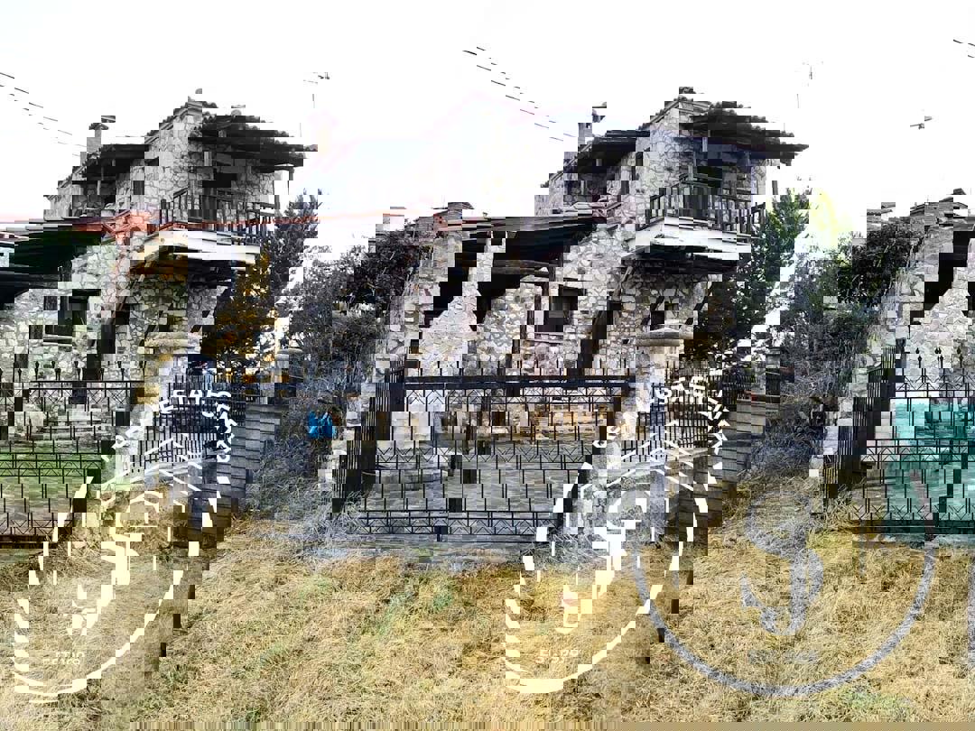 1973161 – Detached house For sale