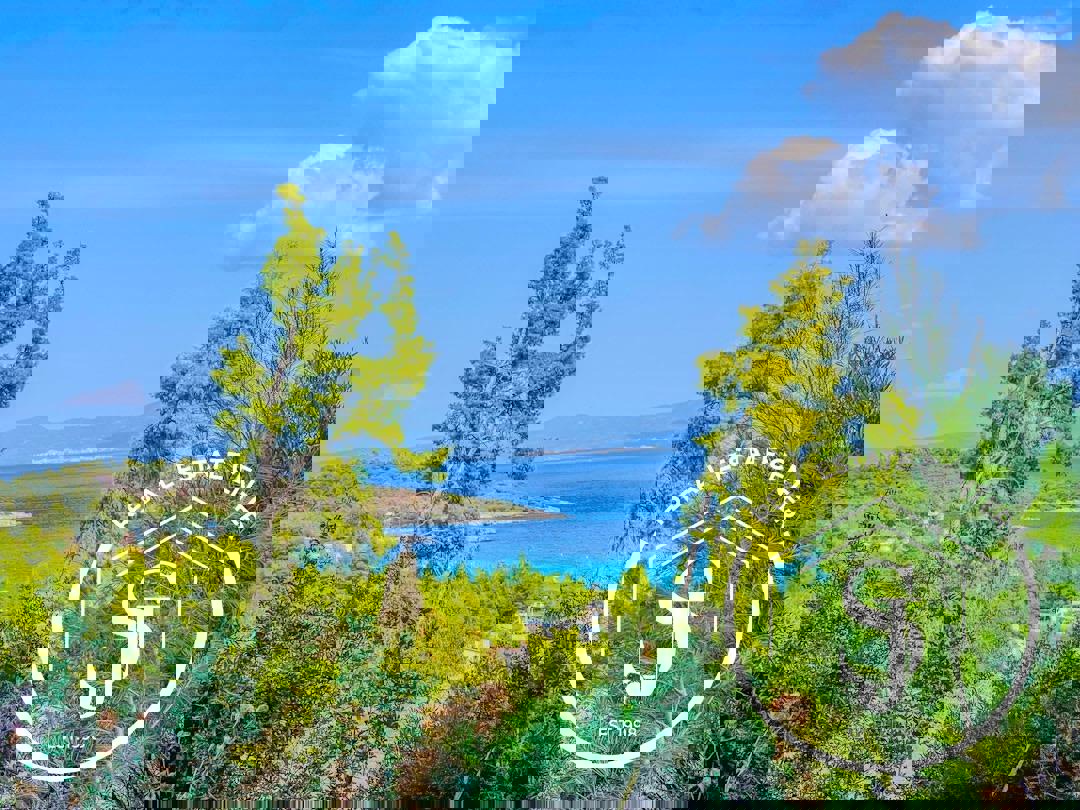 1973669 – Maisonette For sale