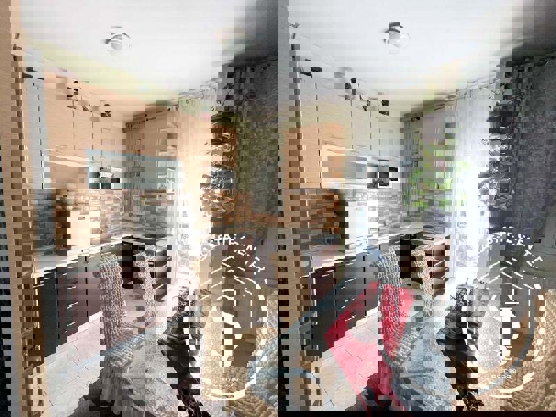 1973197 – Apartment For sale