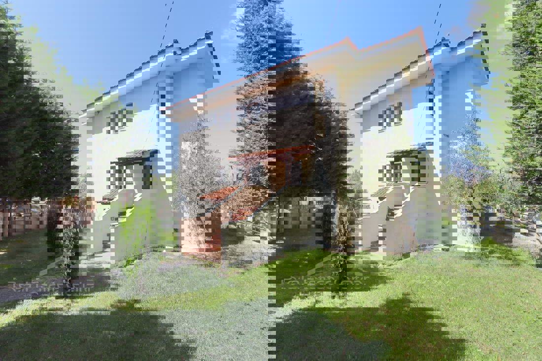 1973105 – Detached house For sale