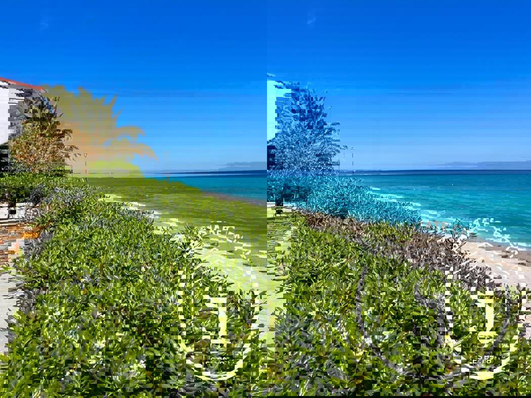 1973211 – Maisonette For sale