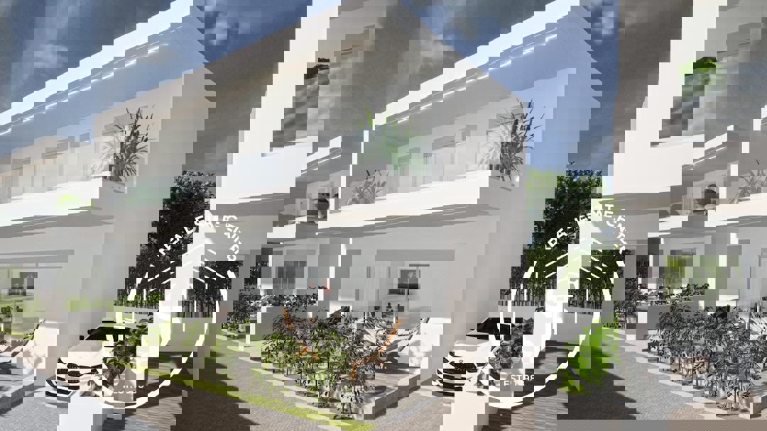 1973337 – Villa For sale