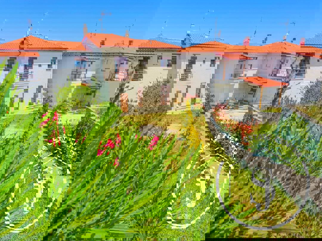 1973371 – Residential complex For sale