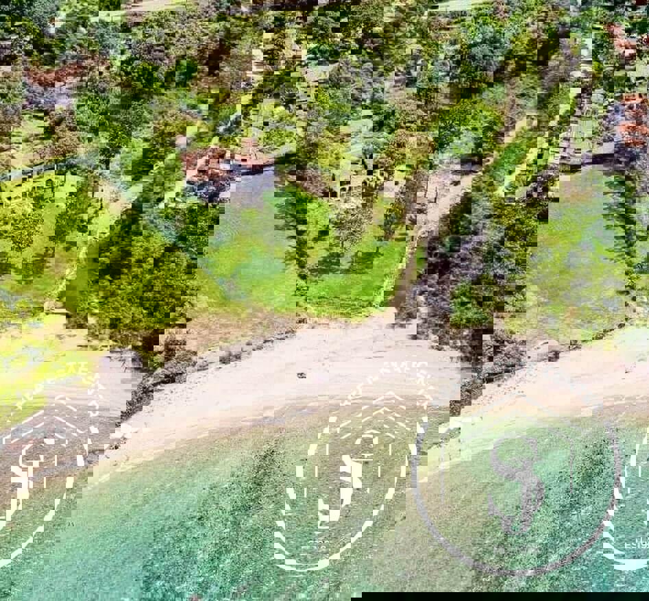 1973175 – Villa With Sea Views