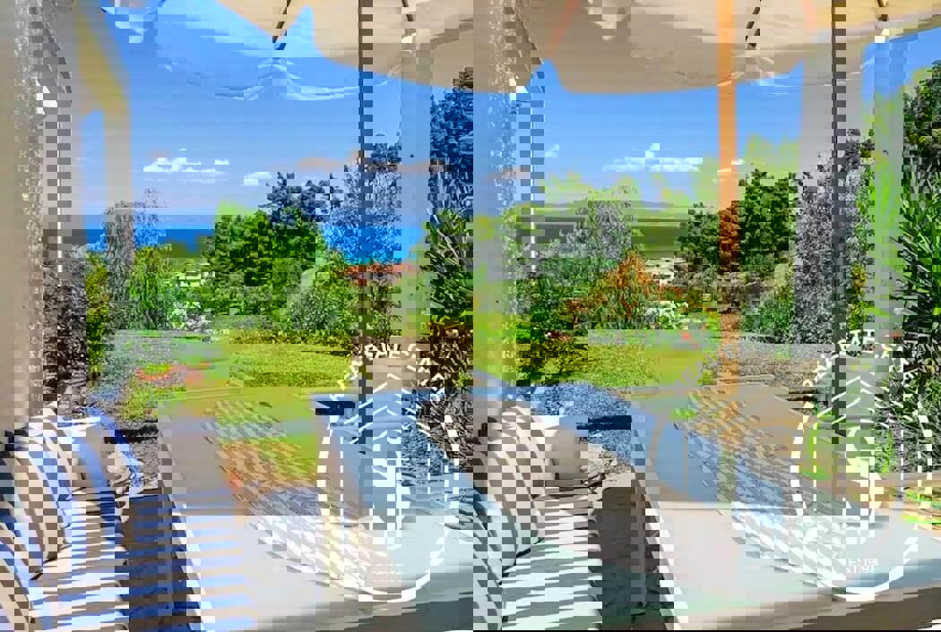 1973665 – Maisonette For sale