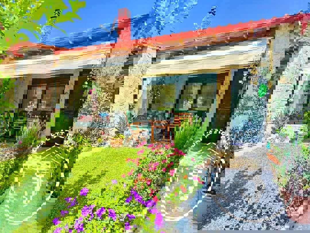 1973431 – Bungalow For sale