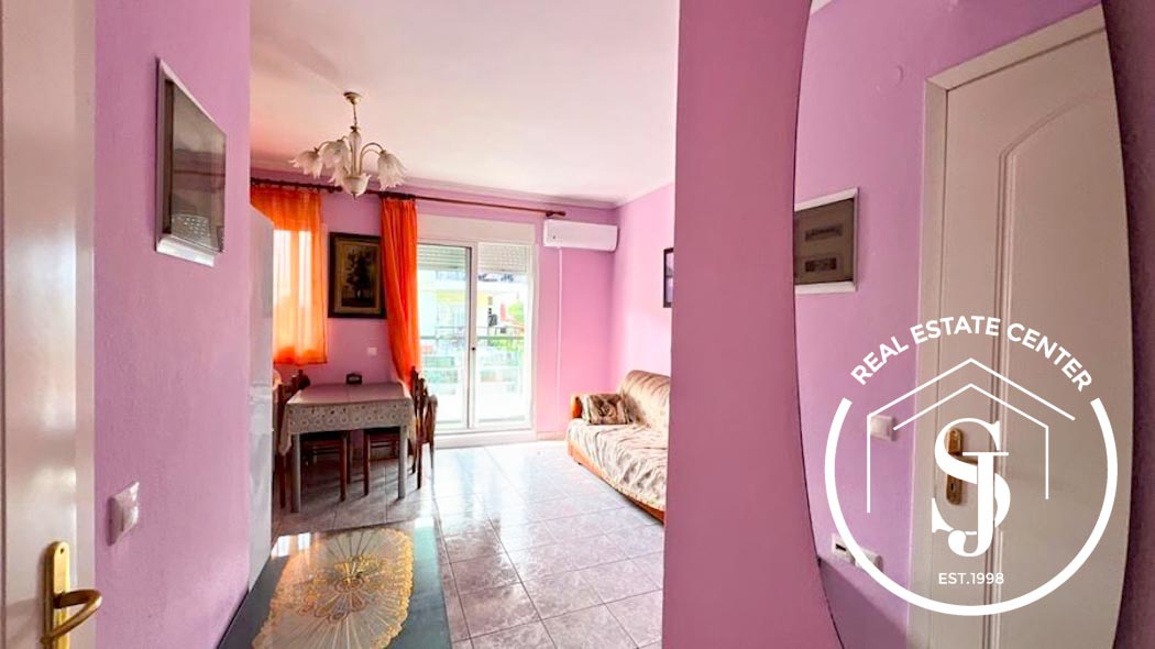 2293917 – Apartment For sale