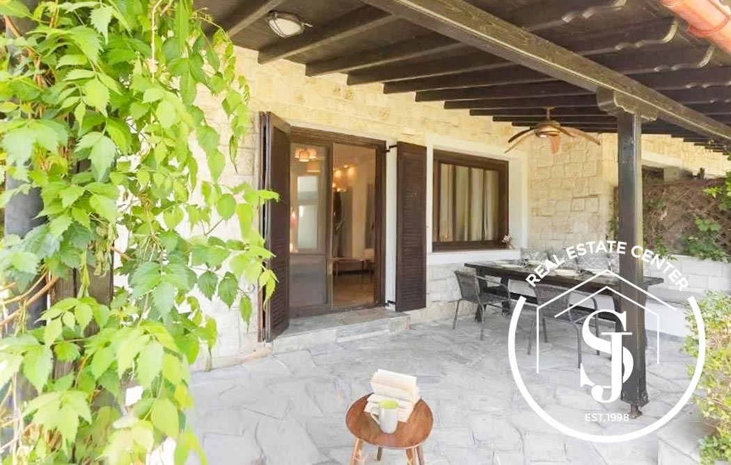 2302425 – Ground Floor Apartment Fully Furnished