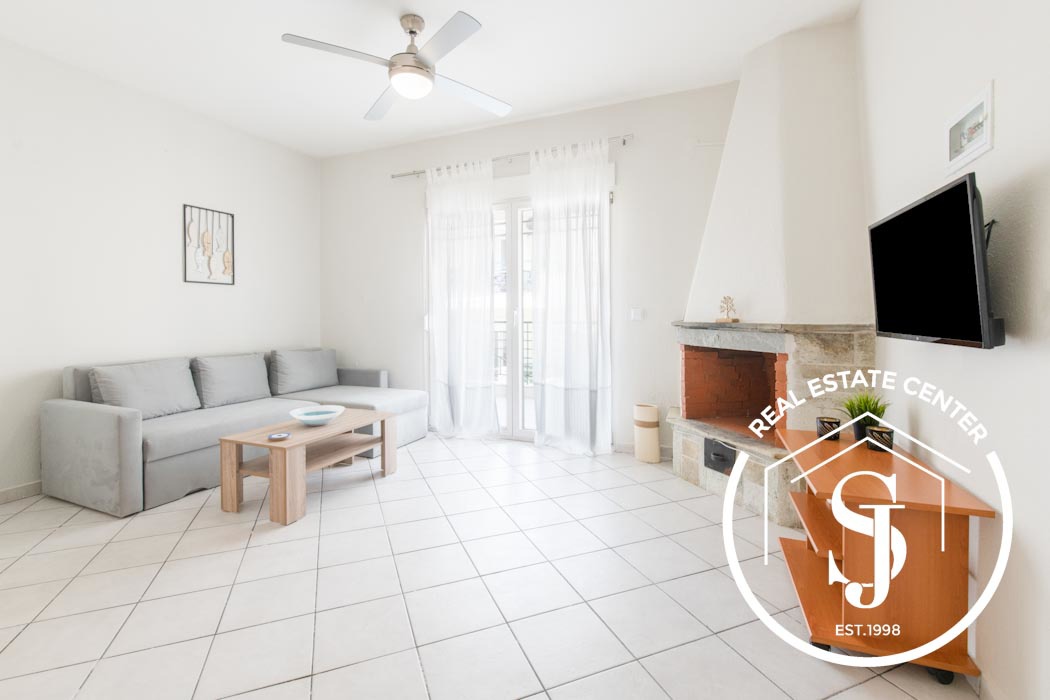 2305252 – Furnished Corner Maisonette