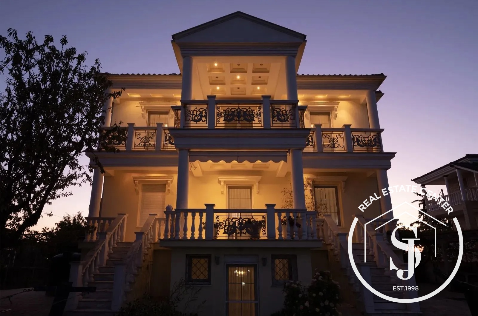 2324860 – Detached house For sale